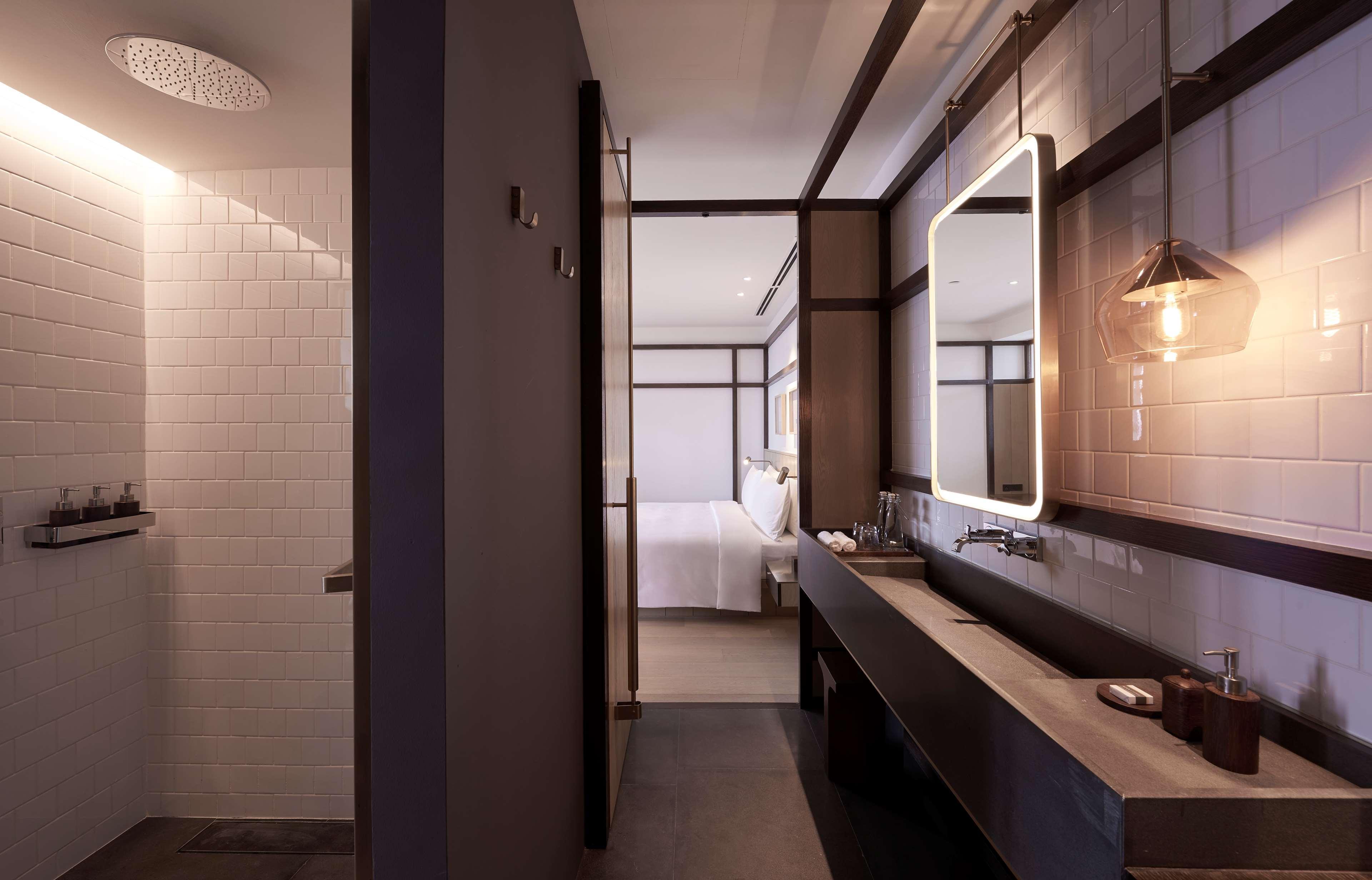 Alila Bangsar Kuala Lumpur Hotel Екстериор снимка Bathroom
