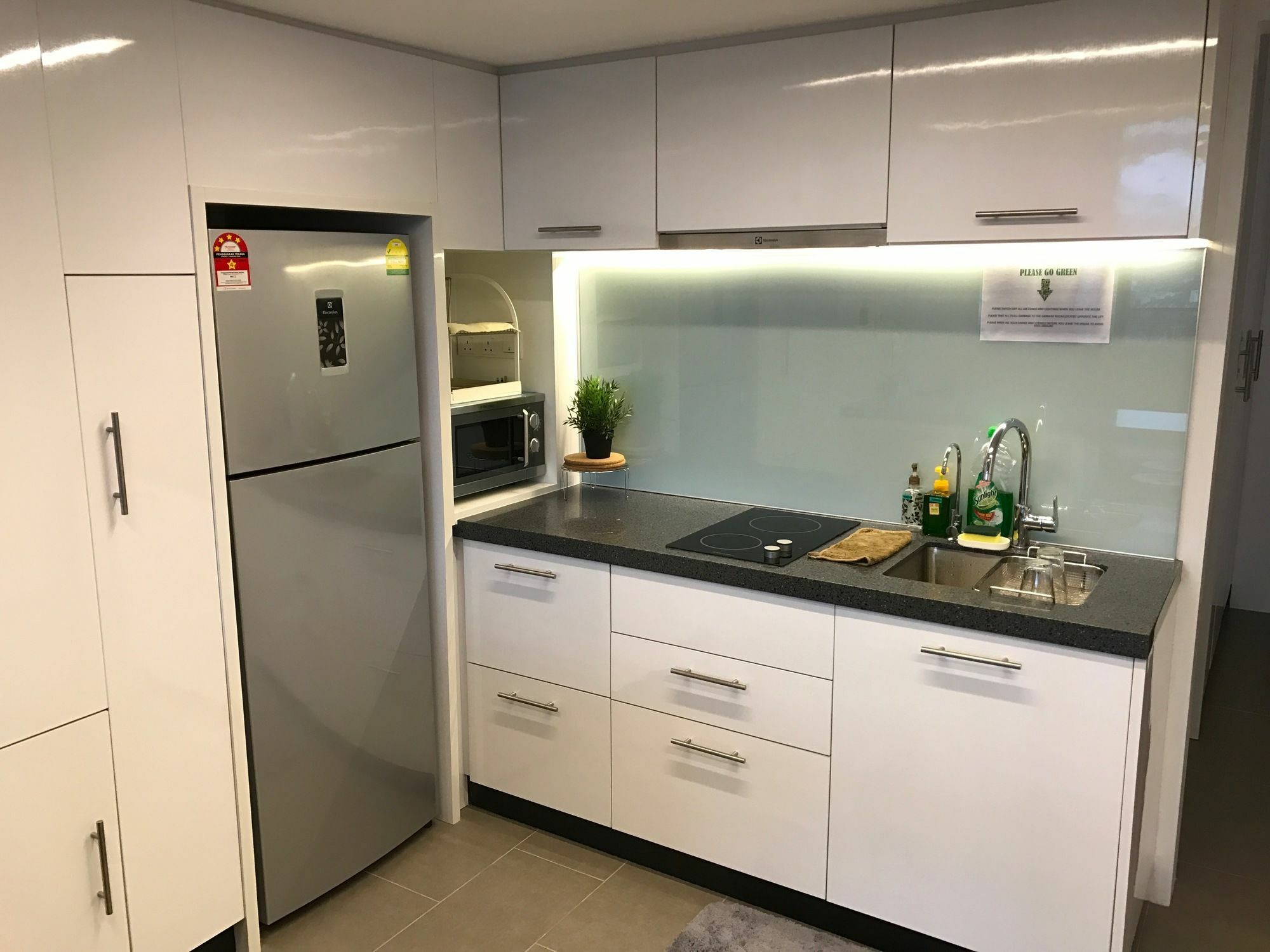 Alila Bangsar Kuala Lumpur Hotel Екстериор снимка A modern Australian kitchen