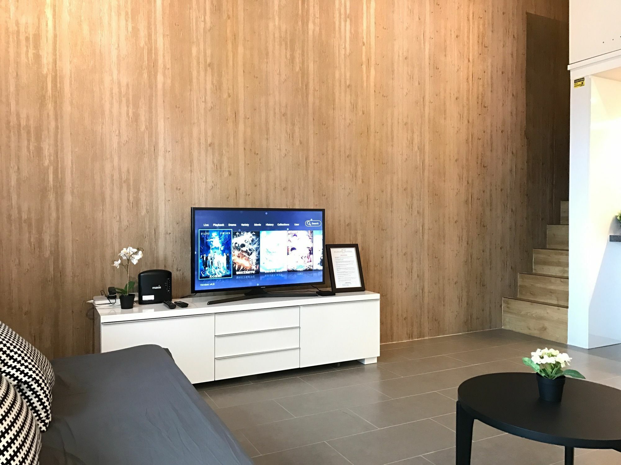 Alila Bangsar Kuala Lumpur Hotel Екстериор снимка A living room with a television