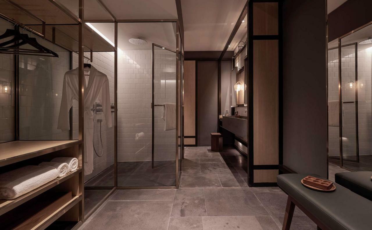 Alila Bangsar Kuala Lumpur Hotel Екстериор снимка Bathroom